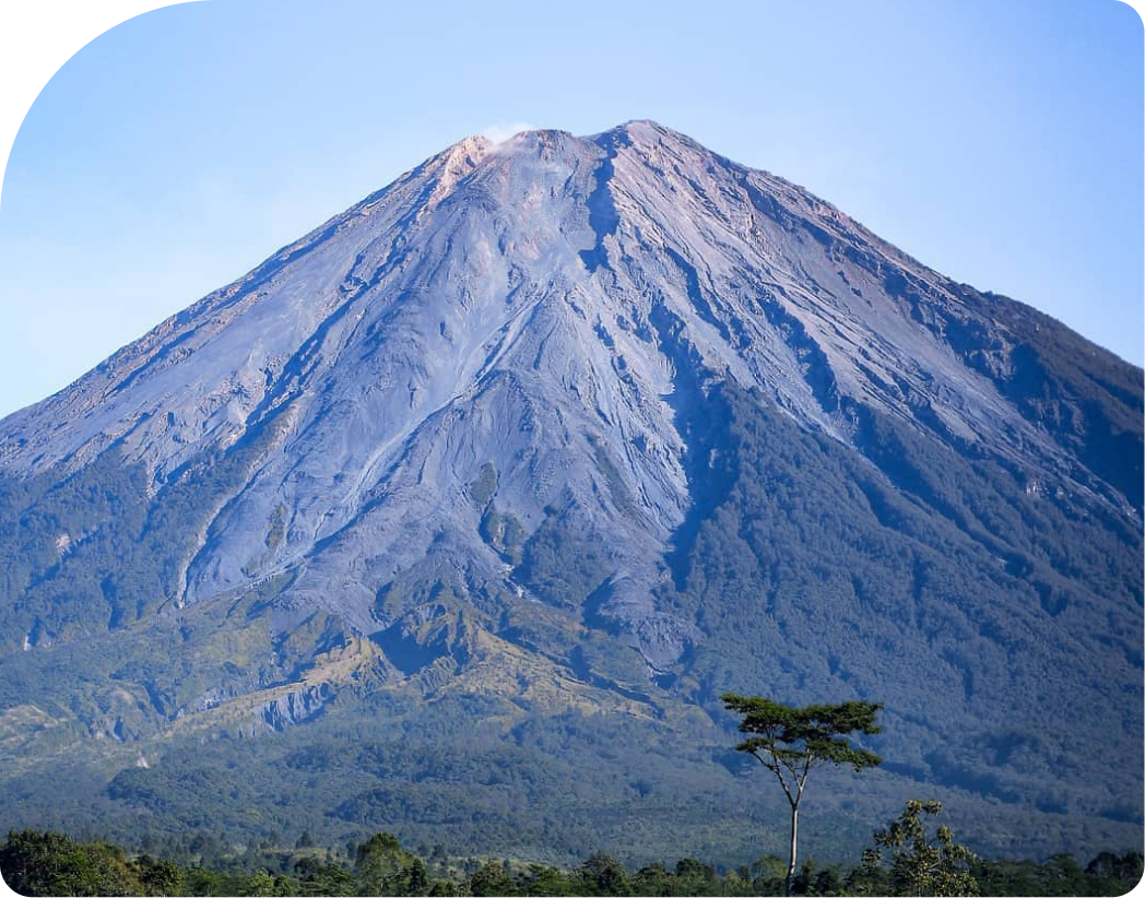 Hero mountain semeru